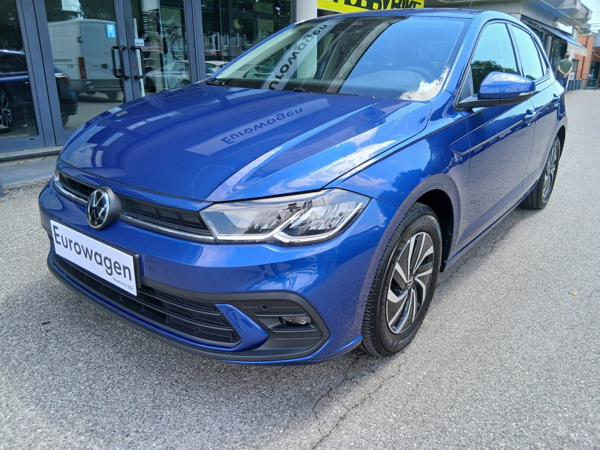VOLKSWAGEN Polo 6 serie
